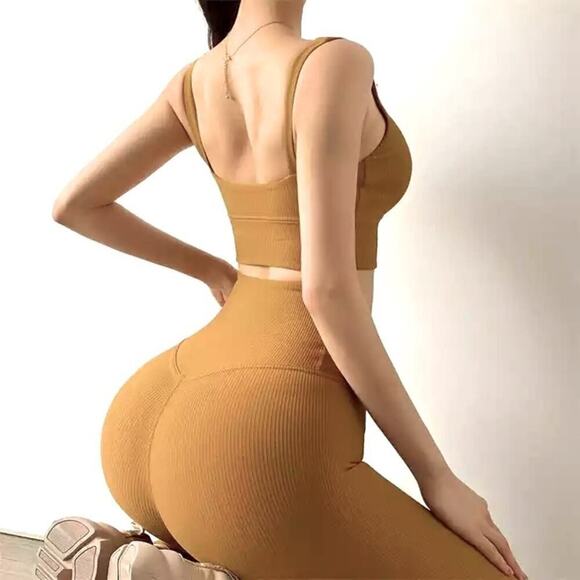 NWT Women’s Yoga Lounging Set in Various Sizes - Picture 2 of 3